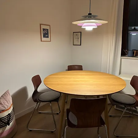 Wohnen Im Alten Standesamt 4 Family Apartment Pasewalk